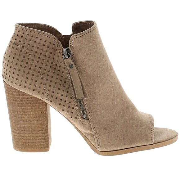 Tan Ankle Boots - Picture 1 of 2